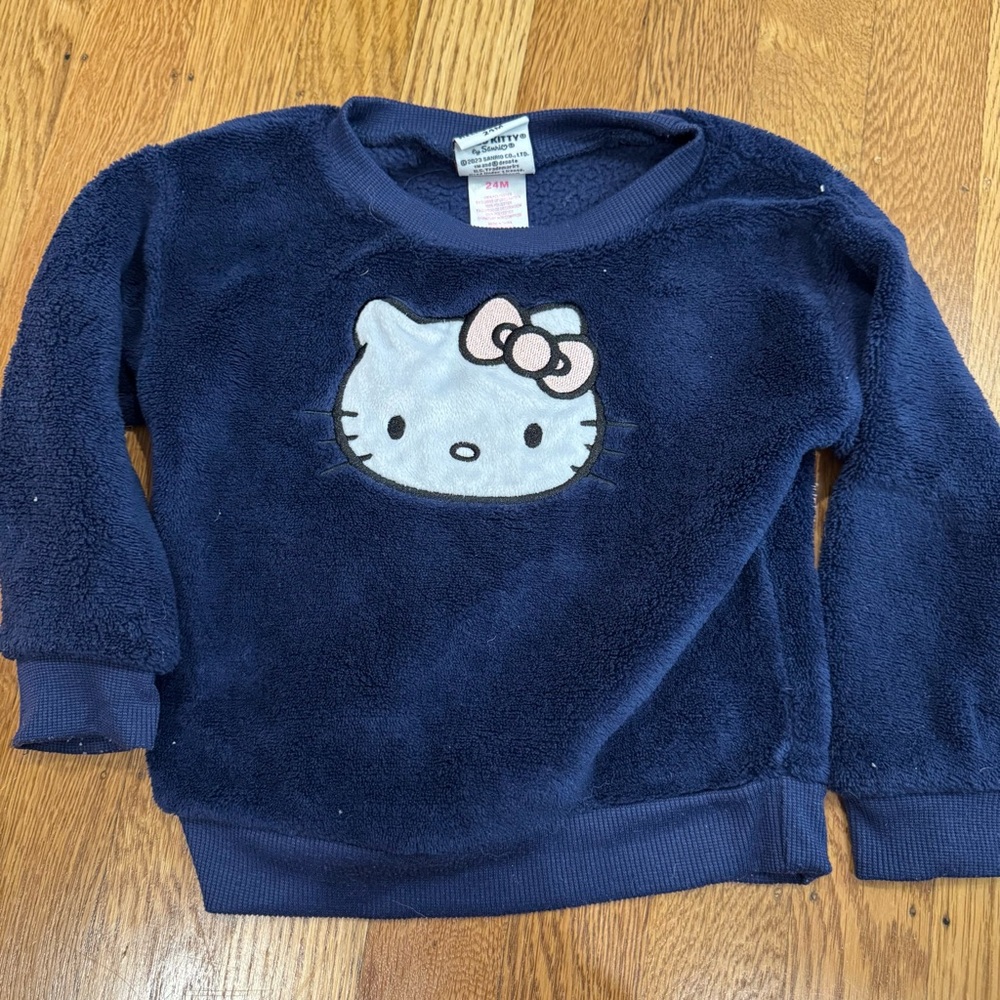 4/$20 Hello Kitty Navy Blue Fleece Kids Sweatshirt Sz 24 months, used good
